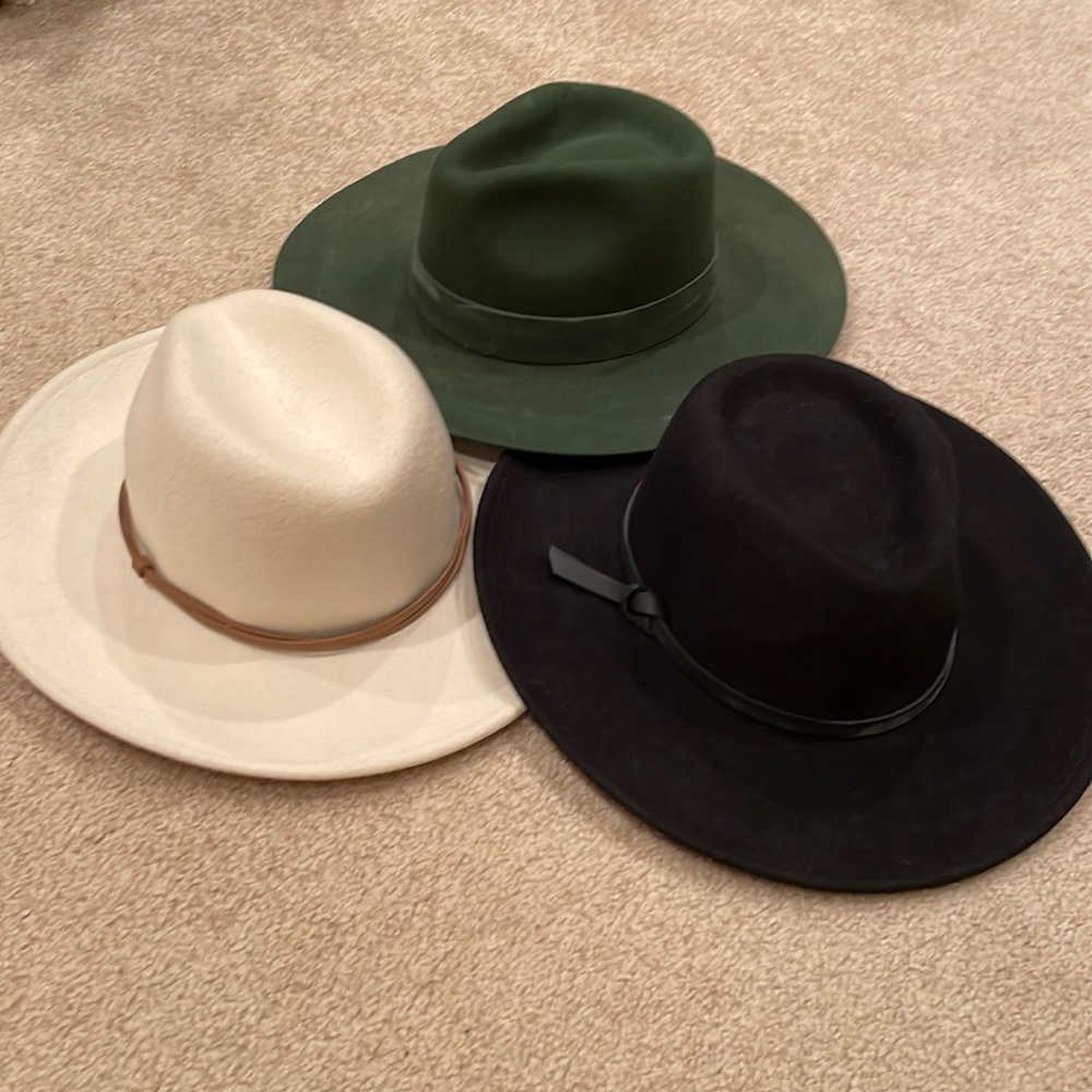 Bundle of 3 “one size fits all” hats. 2 are Anthropologie, 1 is target brand.